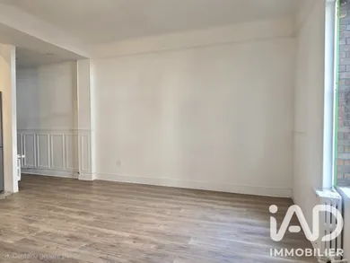 Apartment in Paris (75011)