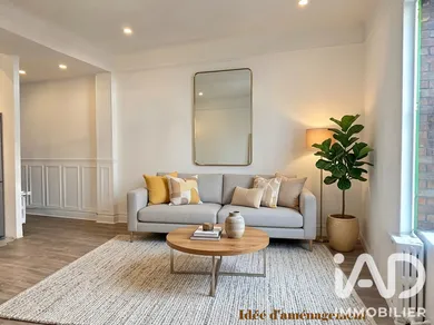 Apartment in Paris (75011)