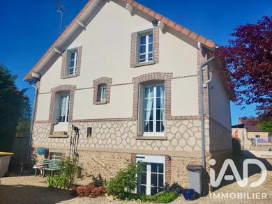 Maison à Saint-Julien-du-Sault (89330)