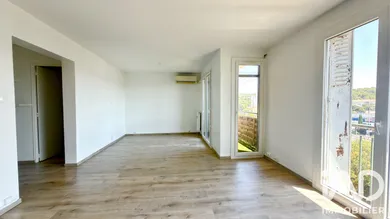 Appartement à Salon-de-Provence (13300)