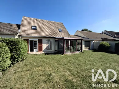 Maison à Val-de-Reuil (27100)
