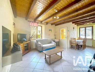 Immeuble à Bellefontaine (39400)
