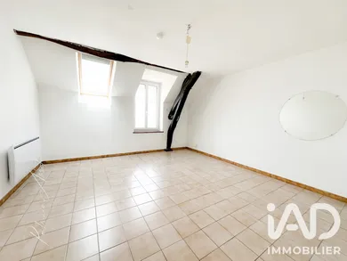 Apartment in Château-Landon (77570)