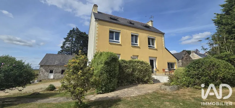 Maison 6 pièces 186 m² · à Coray · 186 m² · 335 000 €