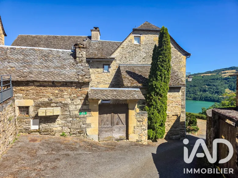 Immeuble 324 m² · à Castelnau-de-Mandailles · 324 m² · 367 000 €
