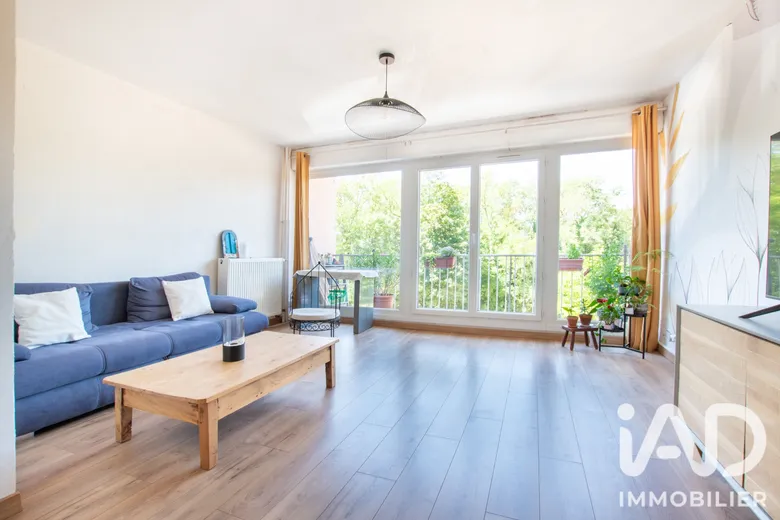 Appartement 3 pièces 68 m² · à Sainte-Foy-lès-Lyon · 67,6 m² · 215 000 €