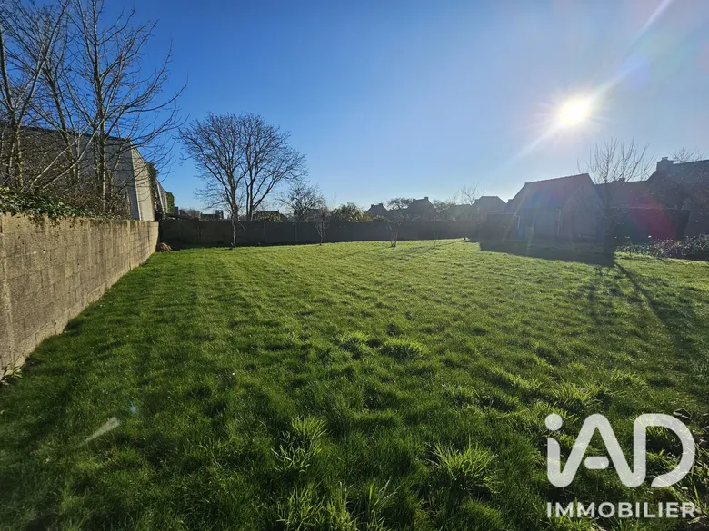 Terrain à bâtir à Saint-Méen-le-Grand (35290) · 25 000 €