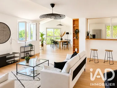 Apartment in La Rochelle (17000)