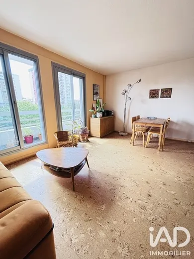 Appartement à Montreuil (93100)