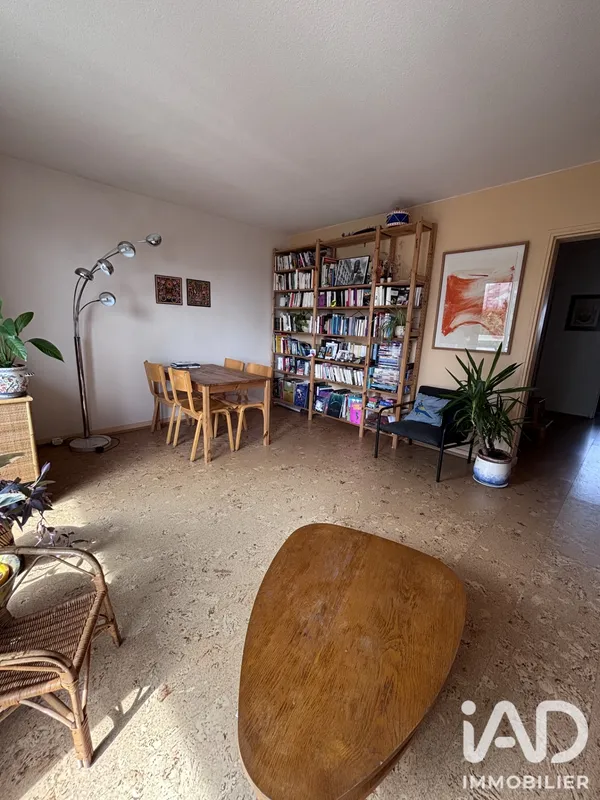 Appartement à Montreuil (93100) photo 2