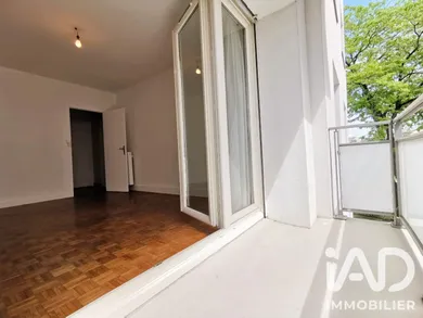 Apartment in La Roche-sur-Yon (85000)