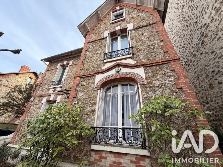 Maison 8 pièces 112 m² · à Athis-Mons · 112 m² · 352 000 €
