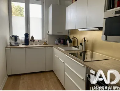 Apartment in Mions (69780)