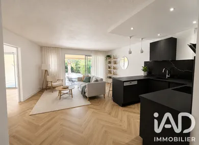 Appartement à Villeneuve-Loubet (06270)