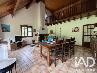 Maison de village à Bruges-Capbis-Mifaget (64800)