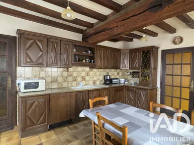 Maison de campagne à Chessy-les-Prés (10130)