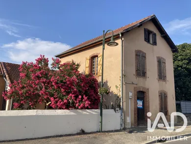 Maison de village à Chelle-Debat (65350)