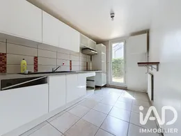 Apartment in Évry (91000)