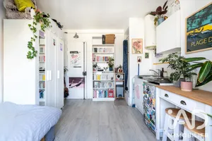 Apartment in Paris (75005)