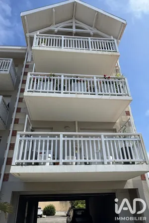 Apartment in Lacanau (33680)