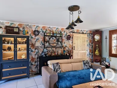 Maison à Val-de-Scie (76720)