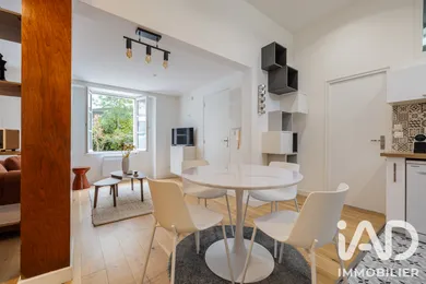 Apartment in La Rochelle (17000)