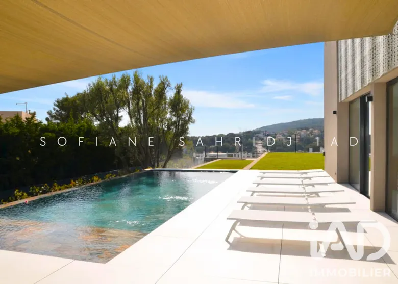 Maison 6 pièces 207 m² · à Bandol · 207 m² · 2 700 000 €