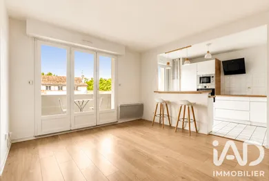 Apartment in Muret (31600)