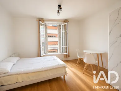 Immeuble à Paris (75014)