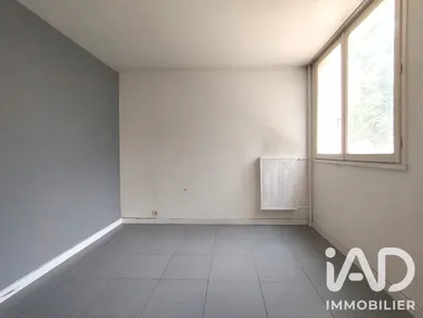 Appartement à Les Ulis (91940)