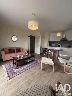 Appartement à Saint-Doulchard (18230)