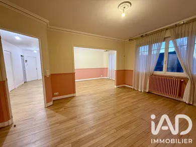 Apartment in Lisieux (14100)