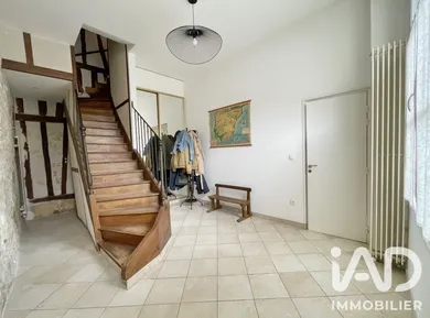 Immeuble à Compiègne (60200)