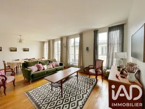 Immeuble à Compiègne (60200)