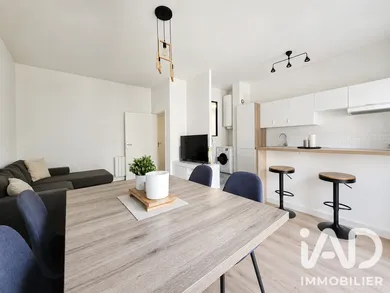 Apartment in Pontoise (95300)