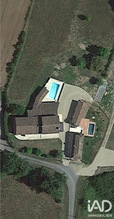 Maison de campagne à Saint-Méard-de-Gurçon (24610)