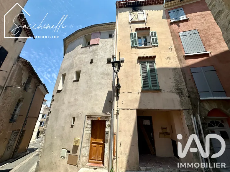 Immeuble 2 pièces 155 m² · à Brignoles · 155 m² · 120 000 €