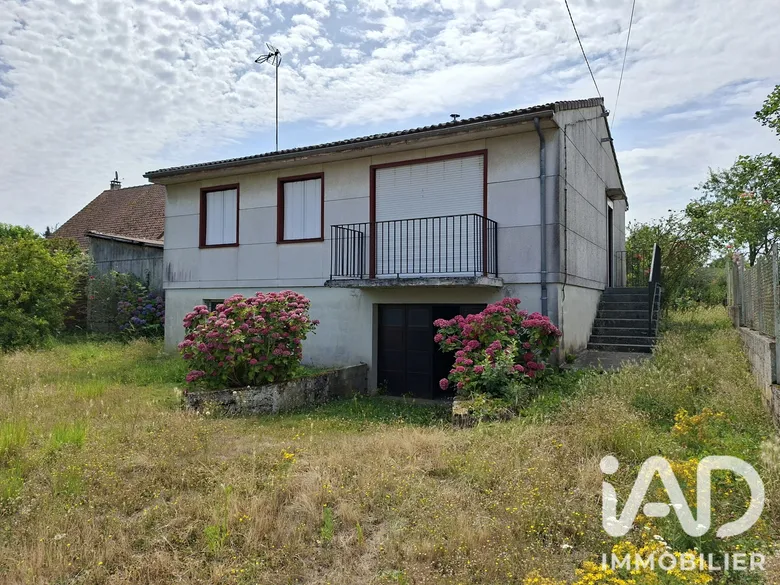 Maison 3 pièces 81 m² · à Esmery-Hallon · 81 m² · 76 000 €