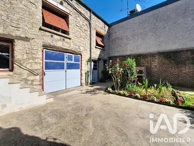 Townhouse in Verneuil-sur-Seine (78480)