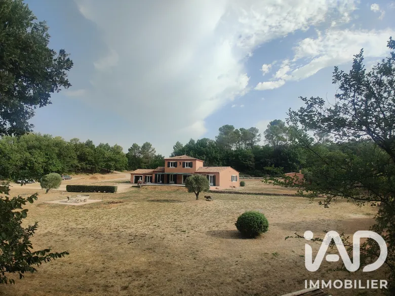 Maison 7 pièces 173 m² · à Tourves · 173 m² · 675 000 €