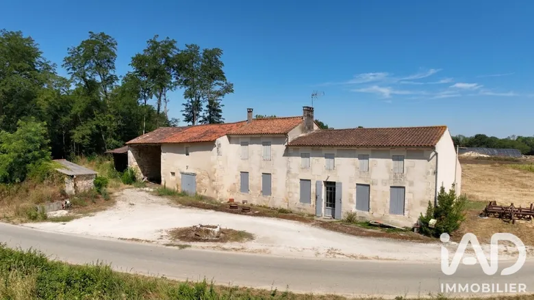 Maison 5 pièces 78 m² · à Rétaud · 78 m² · 167 000 €