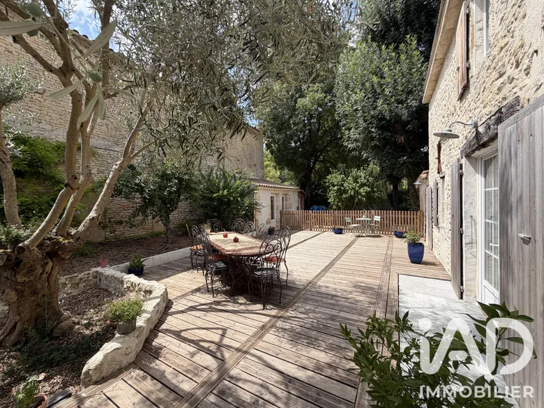 Maison 6 pièces 180 m² · à Aigrefeuille-d'Aunis · 180 m² · 525 000 €