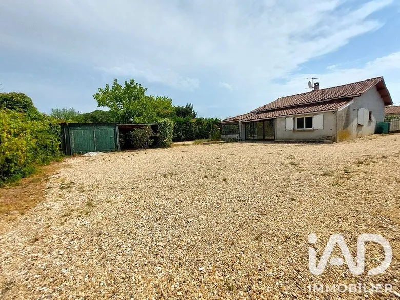 Maison 5 pièces 114 m² · à Les Peintures · 114,4 m² · 179 000 €