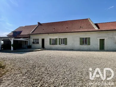 Domain in Le Thoult-Trosnay (51210)