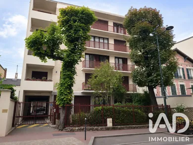 Apartment in Asnières-sur-Seine (92600)