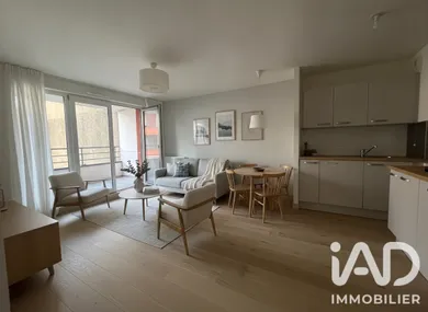 Apartment in Melun (77000)