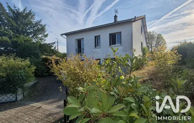 Traditional house in Saint-Léonard-de-Noblat (87400)