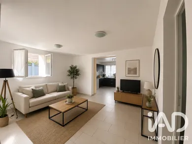 Appartement à Sonchamp (78120)