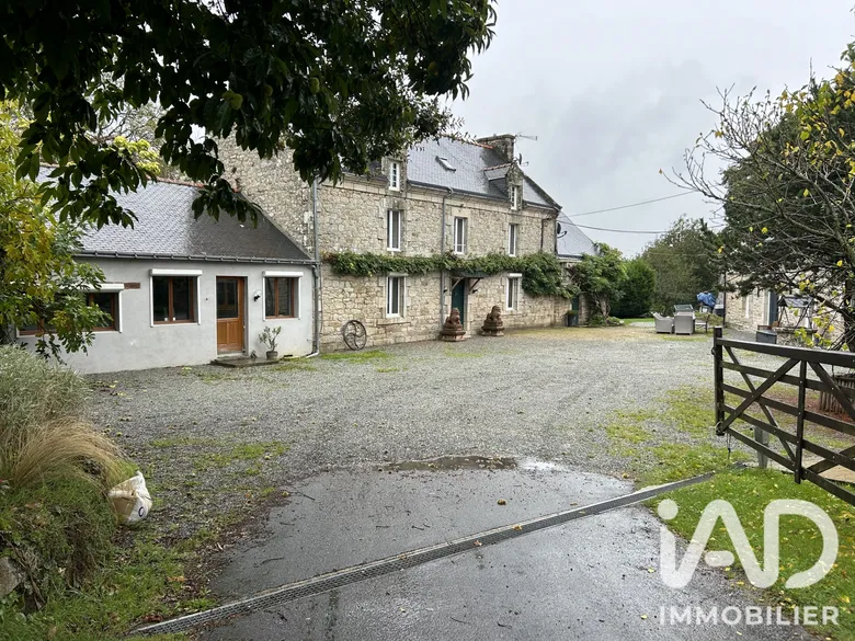 Maison 14 pièces 379 m² · à Melrand · 379 m² · 538 500 €