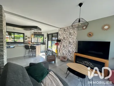 Maison à Villebernier (49400)